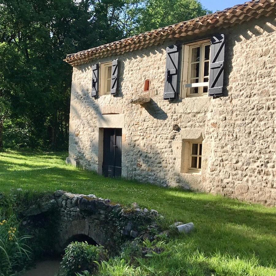 Gite De Charme Avec Piscine Montpezat-de-Quercy Exterior photo